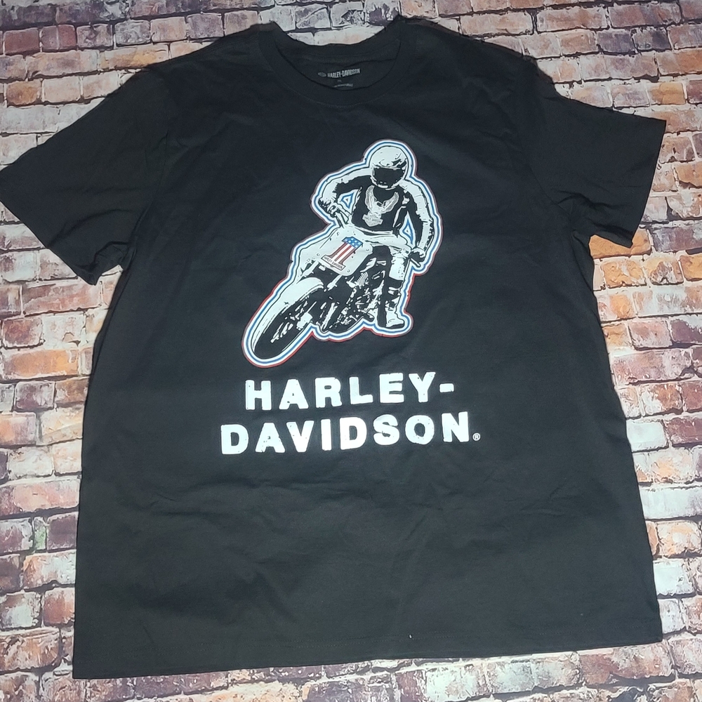 Harley-Davidson Black Short Sleeve Tee with Bold Graphic